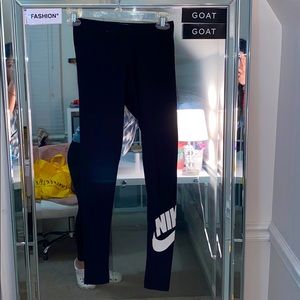 Nike leggings